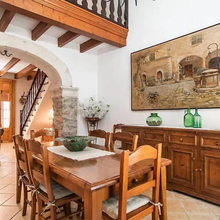 Fabulous Rural House With Views To The Mountains With Swimming Pool